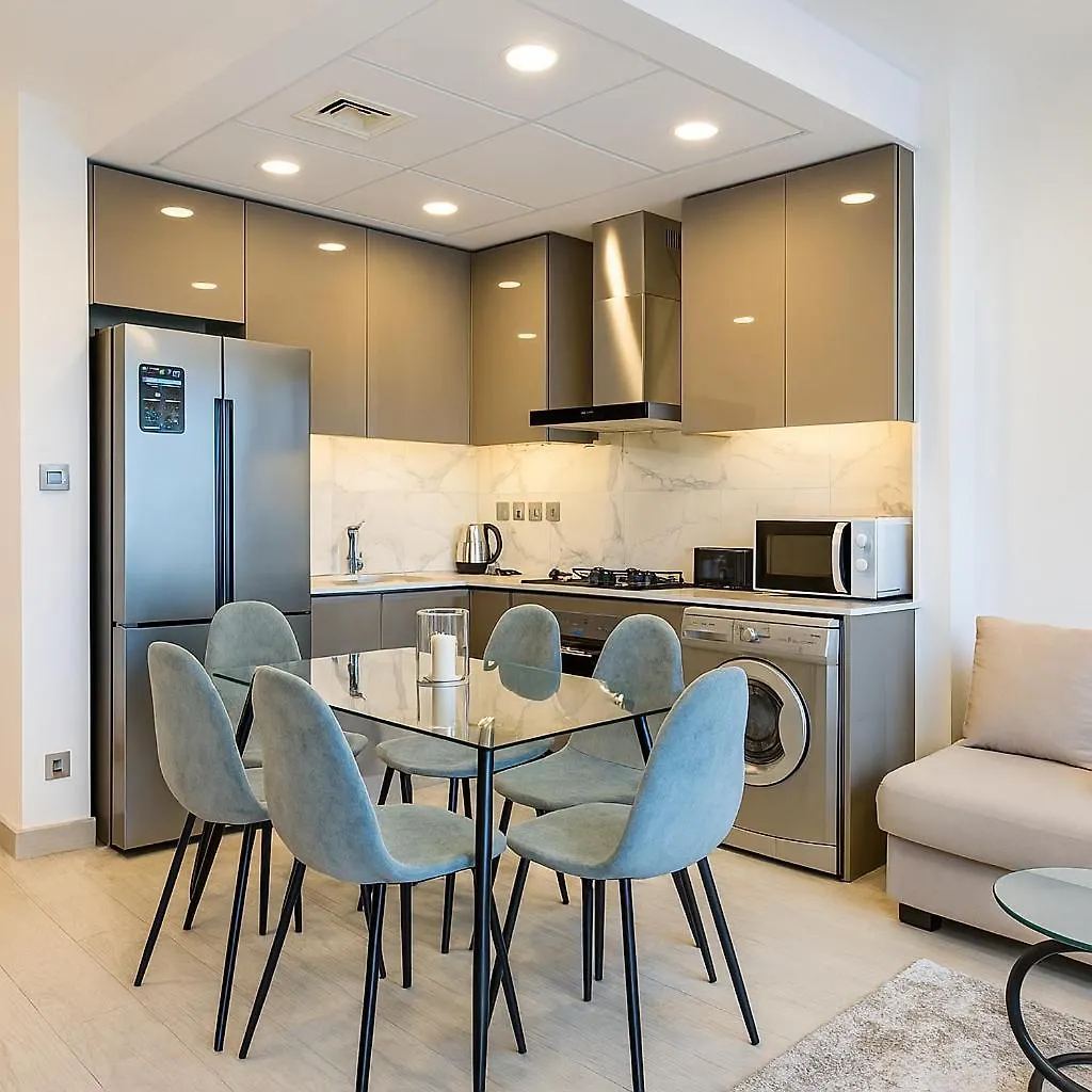 Spacious Comfortable Apartment For Your Family Or You Group Dubai