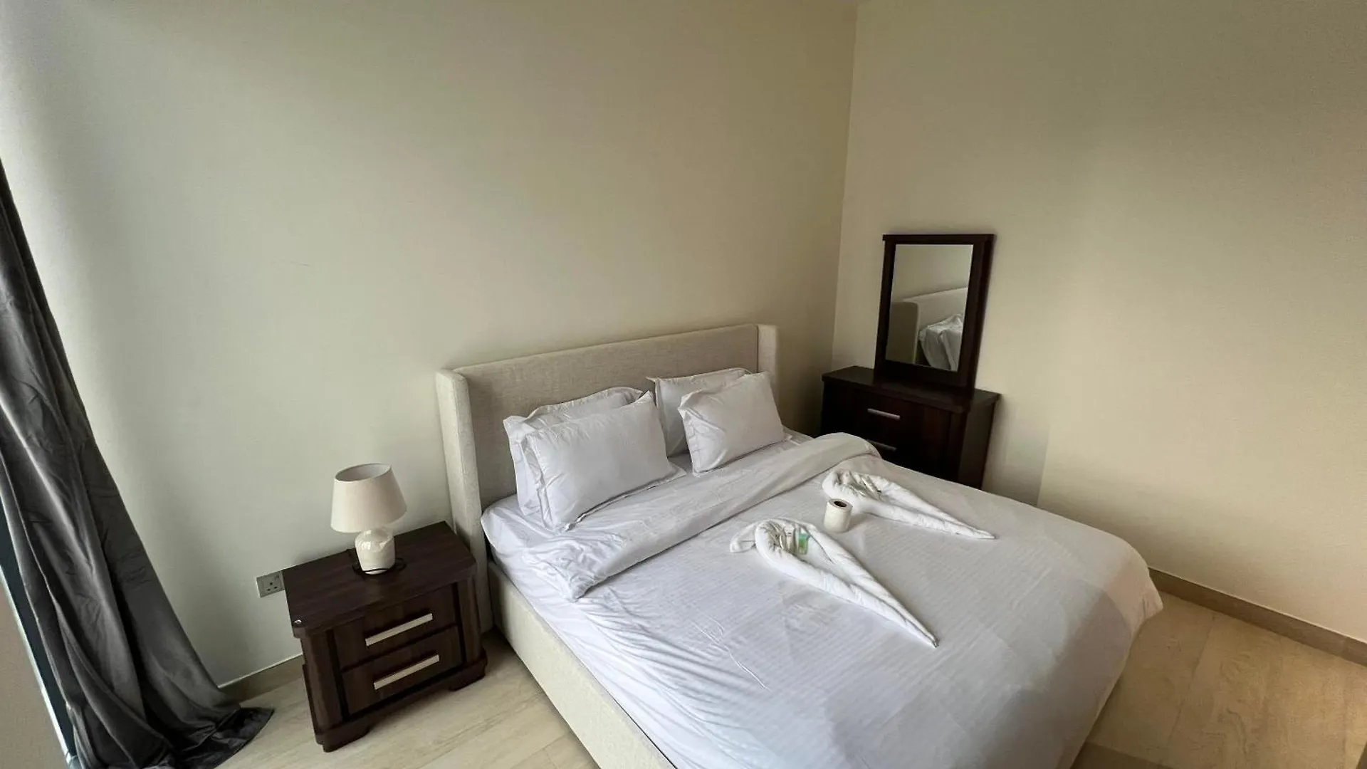 Spacious Comfortable Apartment For Your Family Or You Group Dubai United Arab Emirates