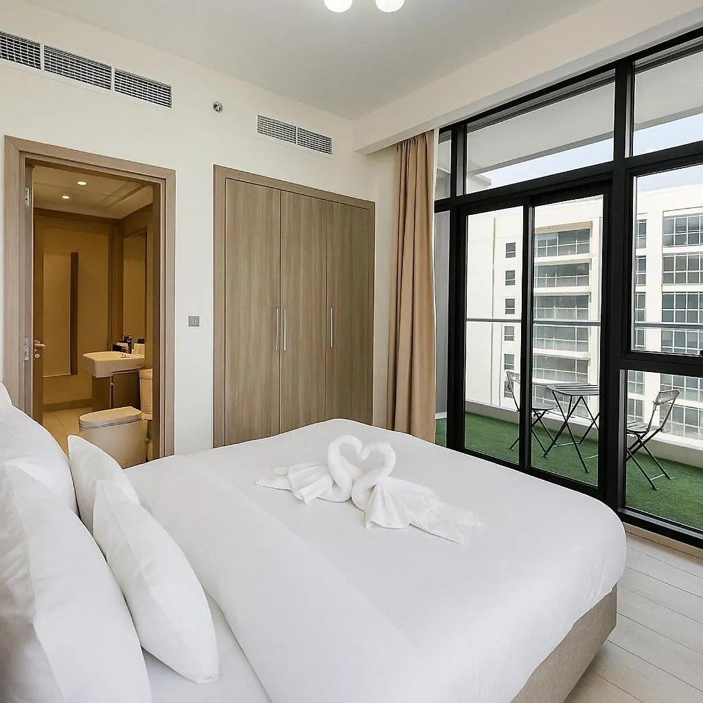 Spacious Comfortable Apartment For Your Family Or You Group Dubai United Arab Emirates
